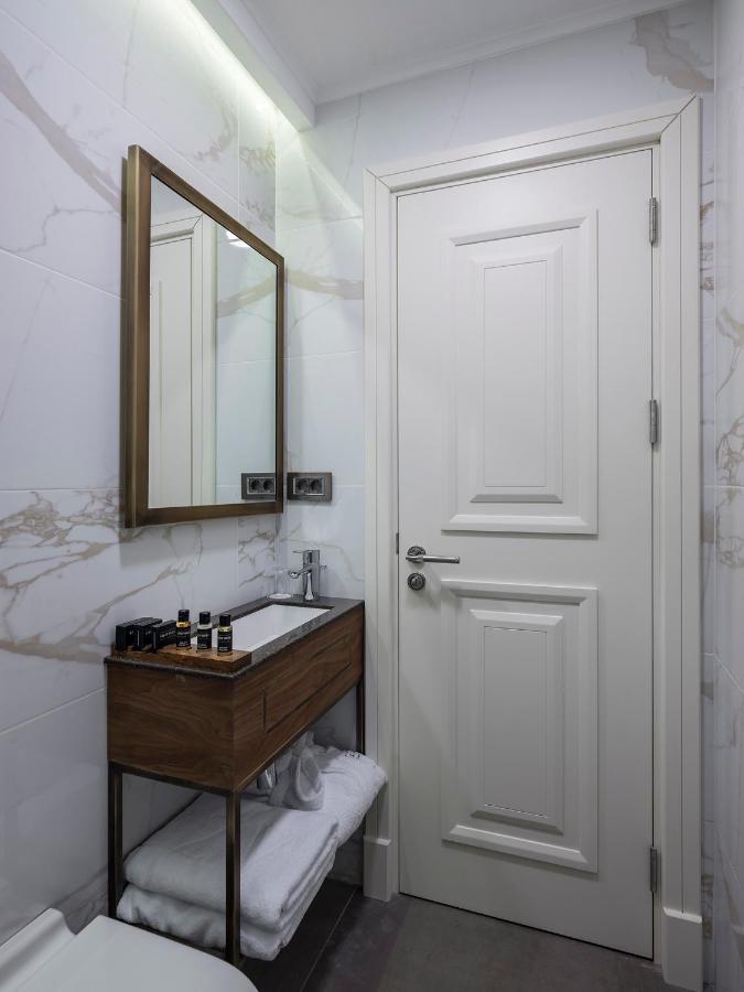 Azzap Galata Otel